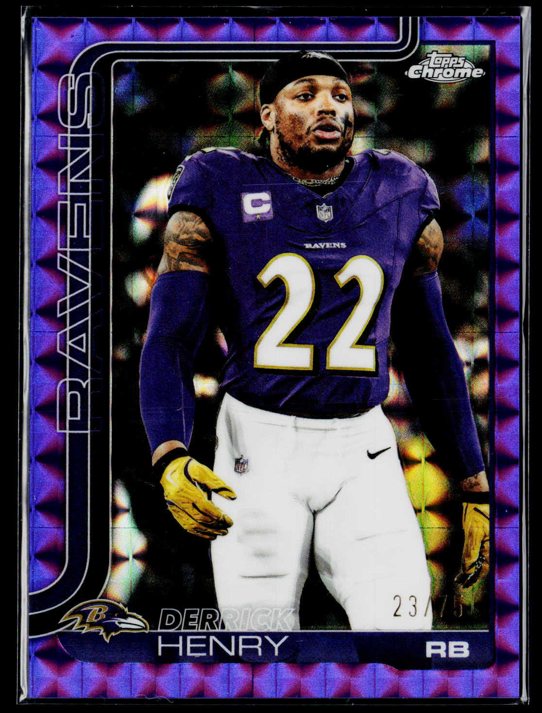 2025 Topps Chrome #25 Derrick Henry Purple Geometric Refractor /75 Color Match