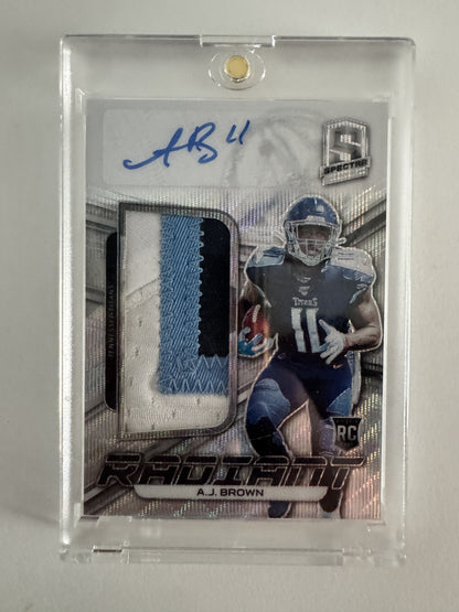 2019 Panini Spectra #RRPS-7 A.J. Brown Radiant Rookie Patch Signatures Wave #/25